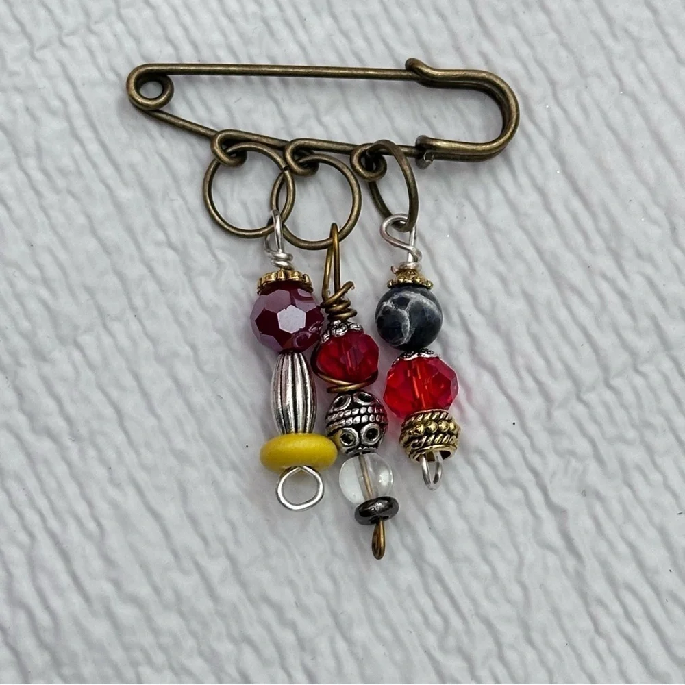 Brooch | Hand Crafted | Glass Beaded |  Pin Multicolor Wire-Wrapped OOAK 4370